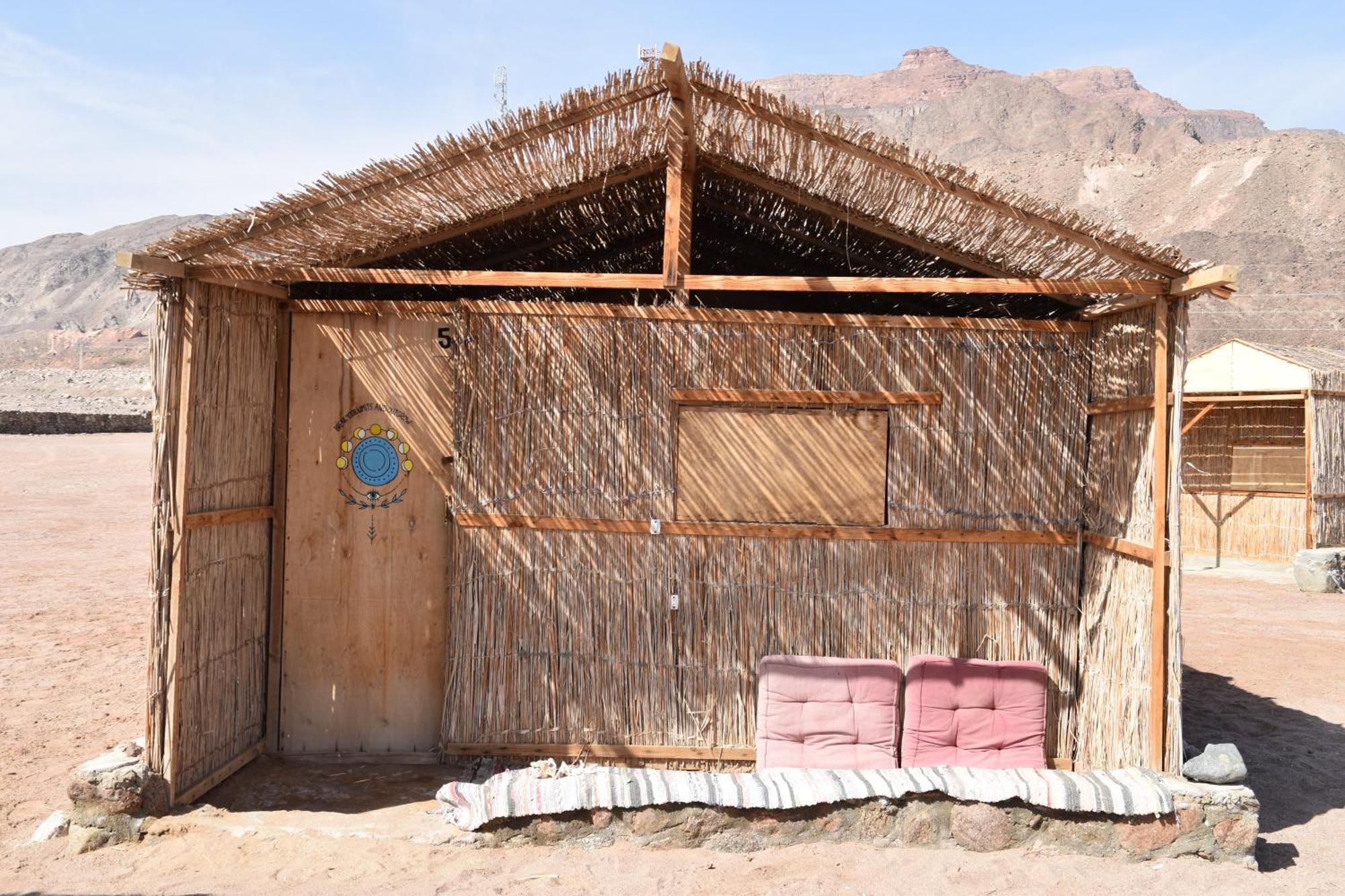 Falak Taba Exterior photo